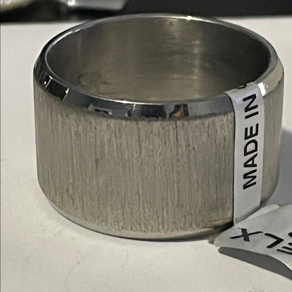Silver Men's Ring - Picture 4 of 4